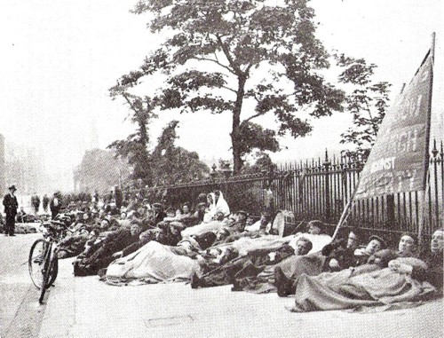 marchers-bed-down-in-princes-street-1933