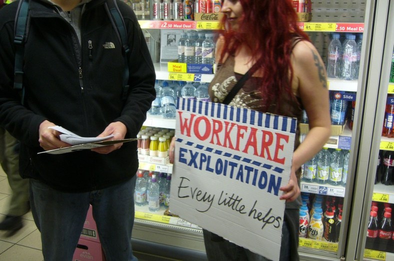 ecap-protest-intesco-3-march